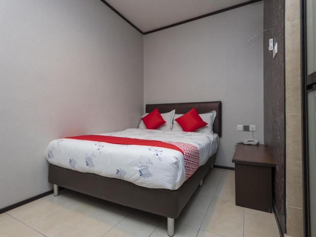 Suan Bee Hotel 3*